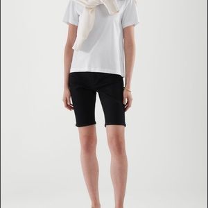 Cos stores SKINNY DENIM SHORTS- Black